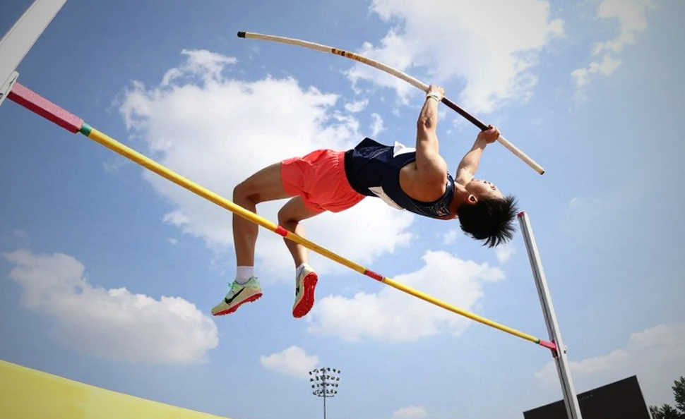 Ba mươi nghìn lần burpee broad jump: kỷ lục 155 giờ nằm trong khoảng trống kiểm định