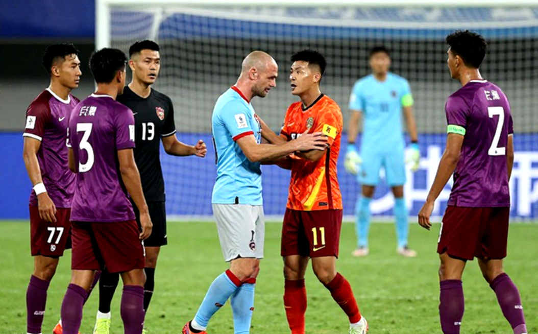Chấn thương, lịch thi đấu dày và bài toán Bergson: Việt Nam bước vào trận tranh hạng ba