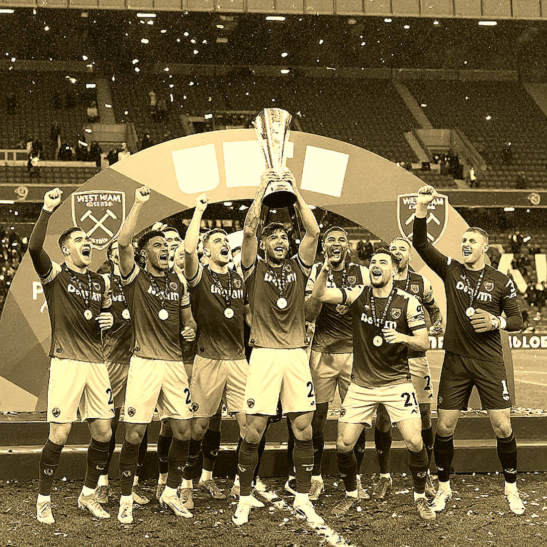 UEFA trao trọng trách cho Atilla Karaoğlan: Một cuộc bổ nhiệm nhỏ, một tín hiệu lớn của bóng đá Thổ Nhĩ Kỳ UEFA trao trọng trách cho Atilla Karaoğlan: Một cuộc bổ nhiệm nhỏ, một tín hiệu lớn của bóng đá Thổ Nhĩ Kỳ