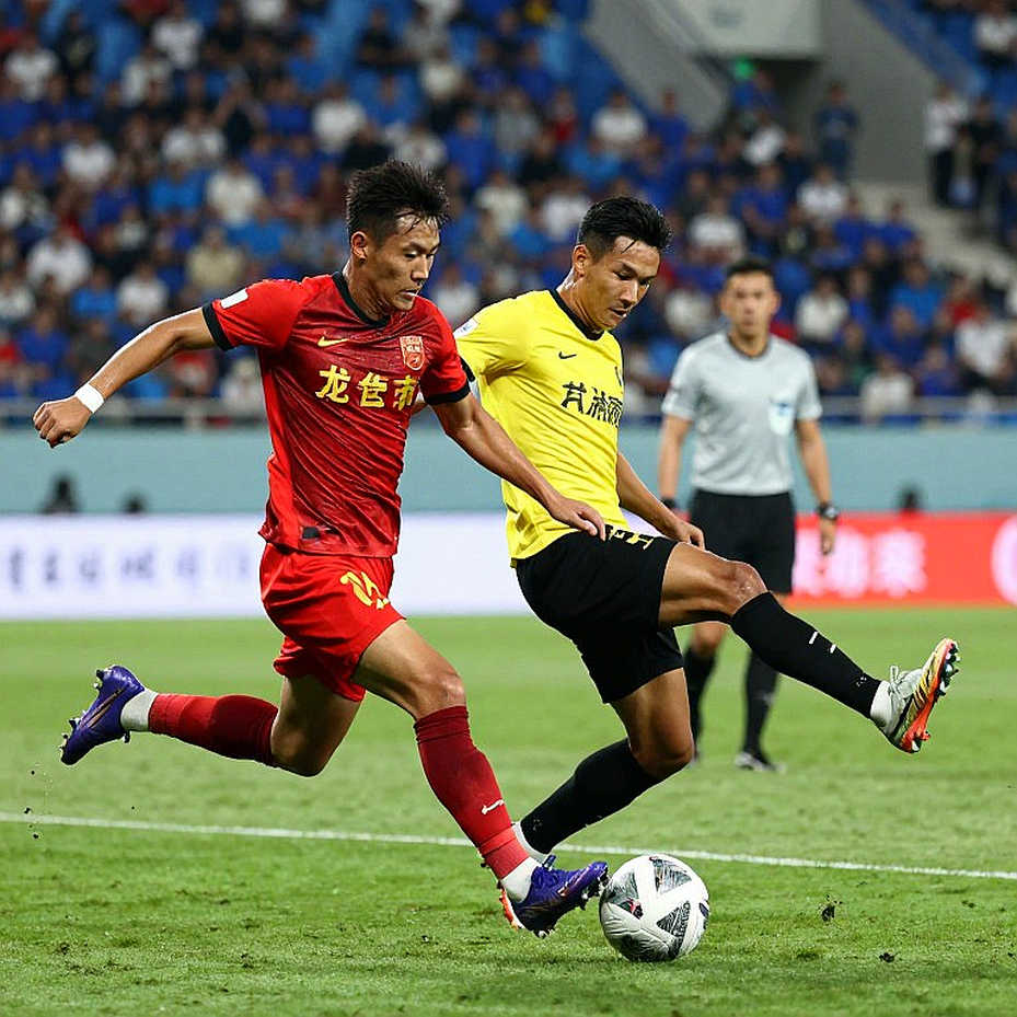 Việt Nam 4-2 Pakistan: hiệp hai rực sáng và vết nứt bị ánh sáng che khuất Việt Nam 4-2 Pakistan: hiệp hai rực sáng và vết nứt bị ánh sáng che khuất