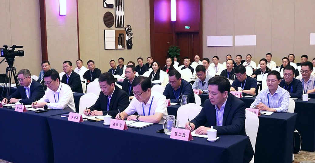 Gambit Scotch 5.e5: Hình học của một nước cờ bị đánh giá thấp Gambit Scotch 5.e5: Hình học của một nước cờ bị đánh giá thấp