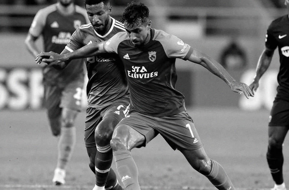 Bên trong thị trường chuyển nhượng V.League: dòng tiền, điều khoản và những cuộc gọi lúc 3 giờ sáng