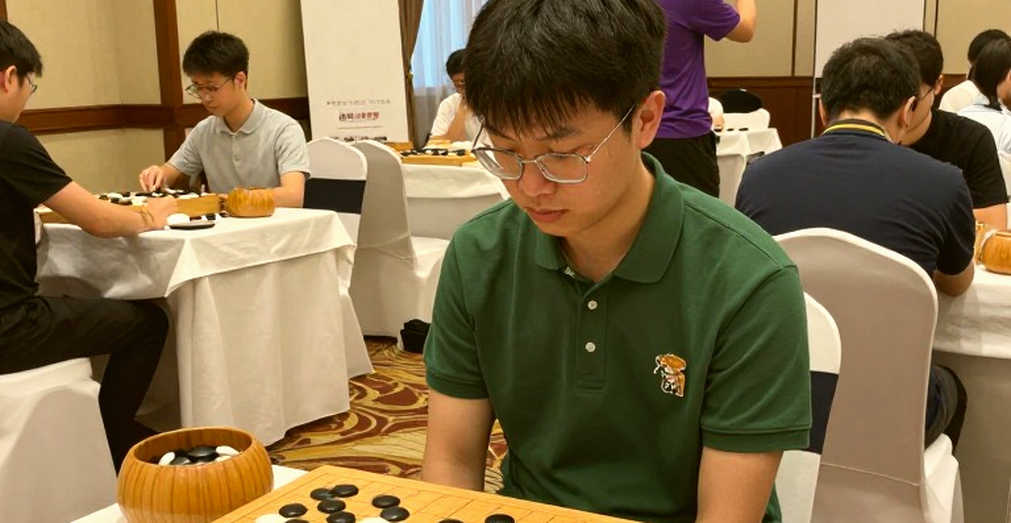 HLV Misra nói Divya Deshmukh và Vaishali mạnh hơn thời vô địch Olympiad: Tuyên bố cần dữ liệu xác minh