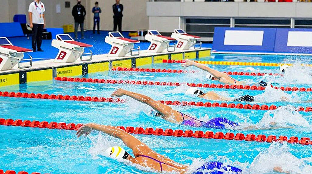 Spink phá cột mốc 46 giây, Tennessee vào chung kết College Swimming League Spink phá cột mốc 46 giây, Tennessee vào chung kết College Swimming League