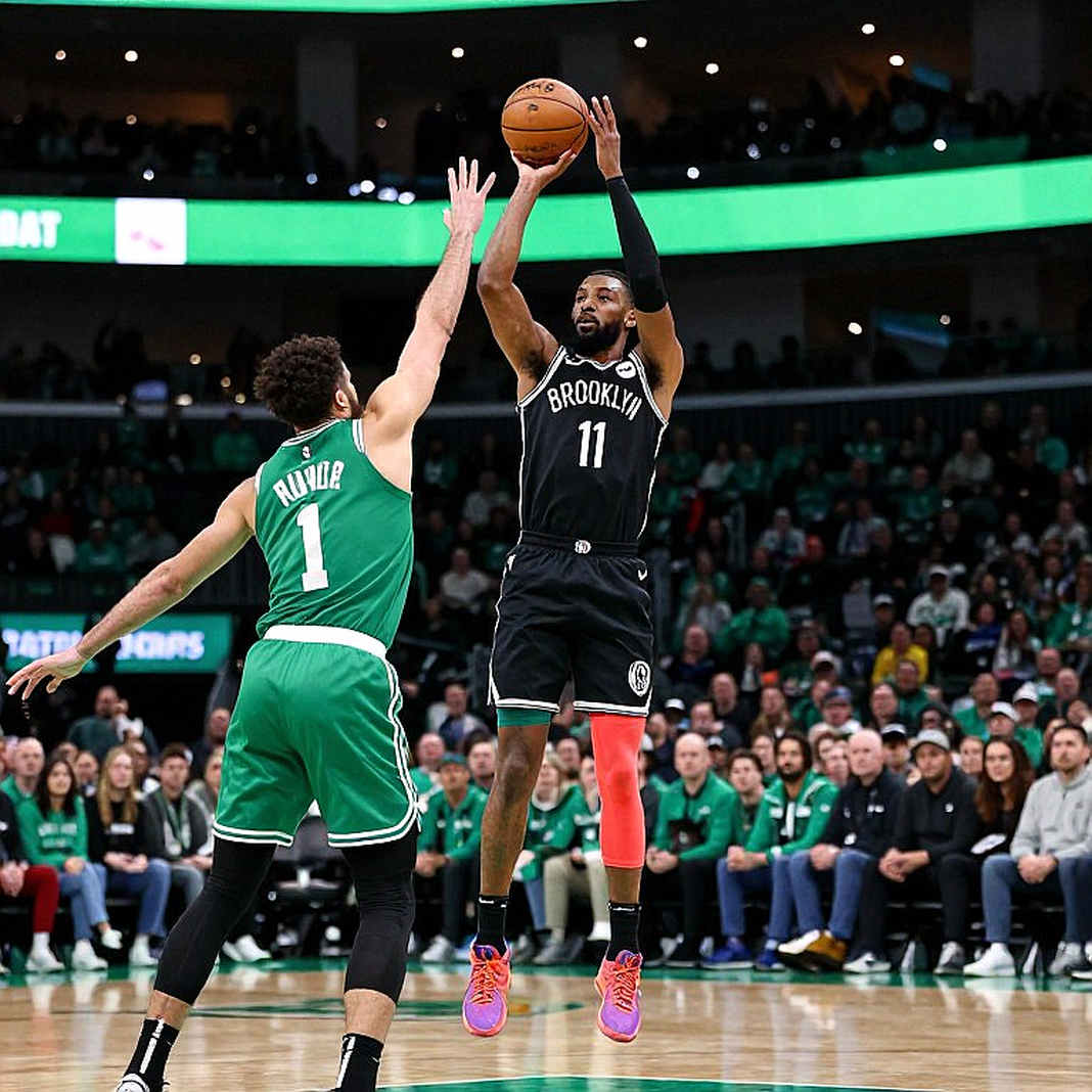 Nigel Hayes-Davis trở lại sớm và khoảng trống dữ liệu của Panathinaikos Nigel Hayes-Davis trở lại sớm và khoảng trống dữ liệu của Panathinaikos